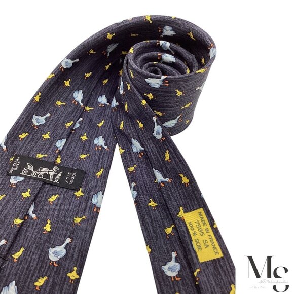 HERMES PARIS 7595 SA Dark Gray Duck and Duckling Silk Tie France W: 3.5" EX CD - Picture 5 of 7